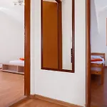 شقة Mit Jacuzzi In Mit Parkplatz By Interhome *