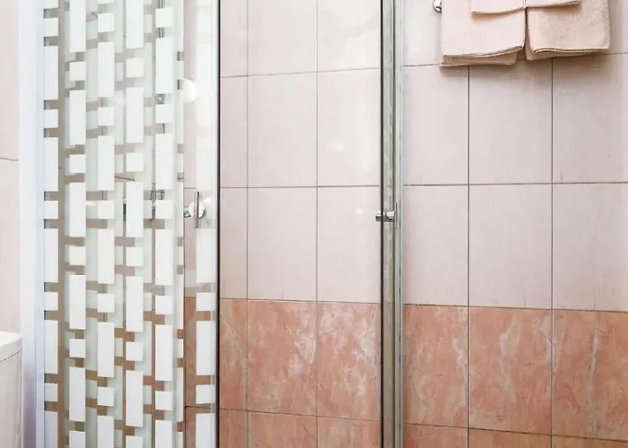 Lejlighed Mit Jacuzzi In Mit Parkplatz By Interhome Ližnjan